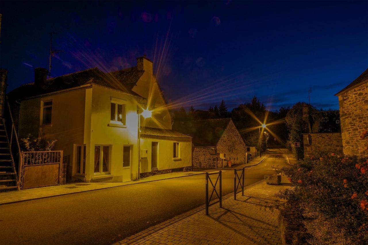 Auberge Le Canard Qui Rit Plelauff Luaran gambar